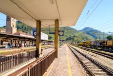 Stazione di Bolzano: Scale sottopassaggio